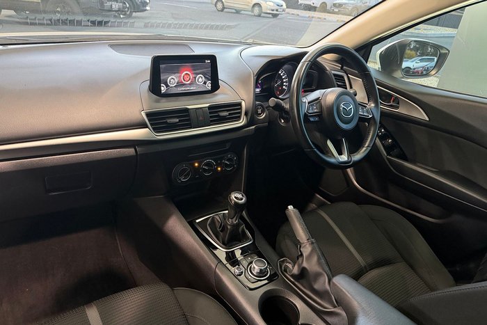 2017 Mazda 3 Maxx