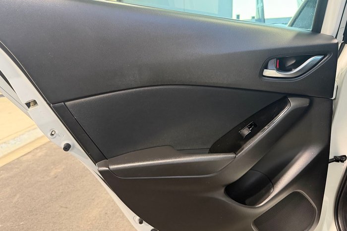 2017 Mazda 3 Maxx