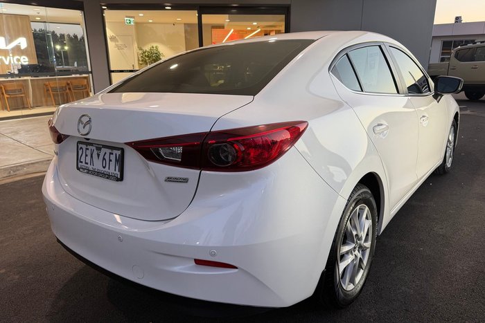 2017 Mazda 3 Maxx
