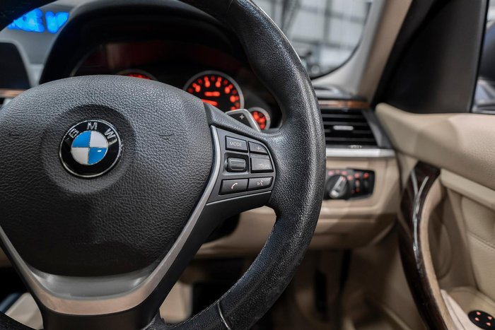 2012 BMW 3 Series 320i F30 Havanna