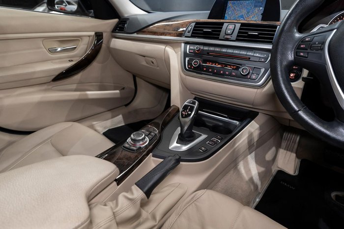 2012 BMW 3 Series 320i F30 Havanna