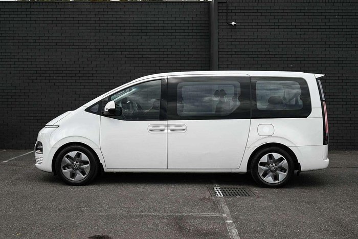 2022 Hyundai STARIA