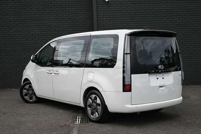 2022 Hyundai STARIA