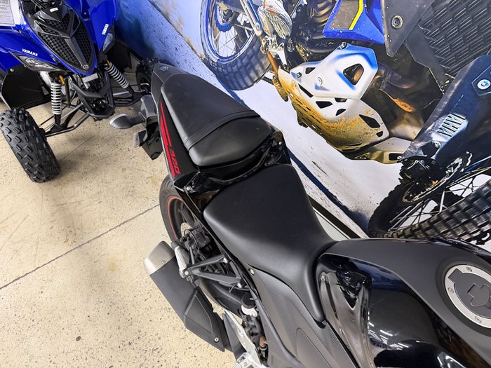 2015 Yamaha YZF-R3 BLACK