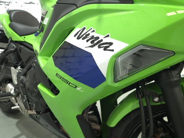 2026 Kawasaki Ninja 650L (LAMS) ABS Ninja Green