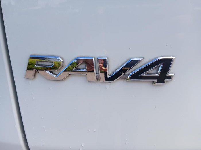 2024 Toyota RAV4 GX