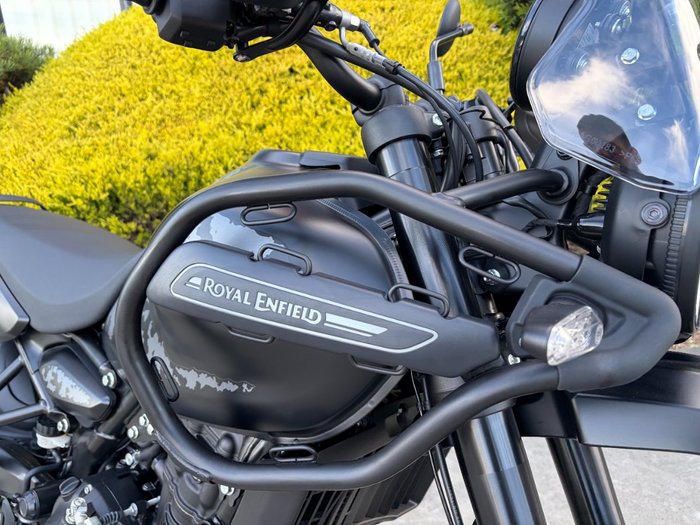 2026 Royal Enfield HIMALAYAN 450 MANA BLACK