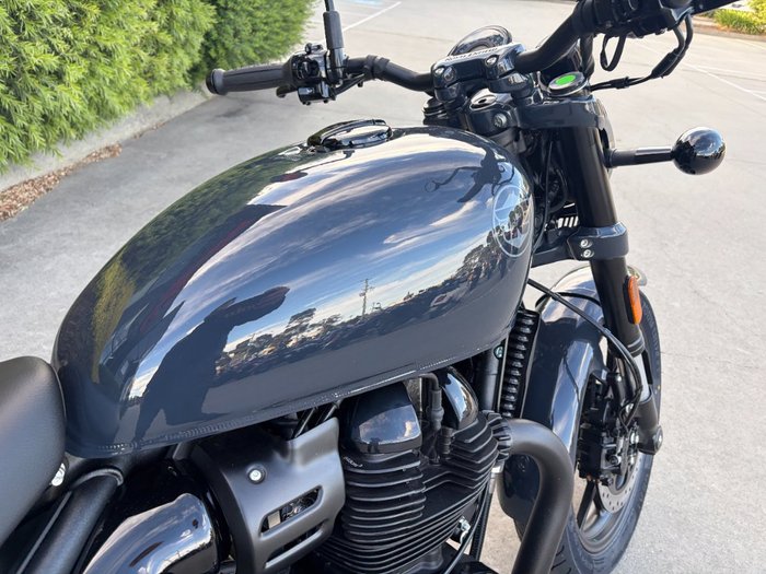 2026 Royal Enfield SHOTGUN 650