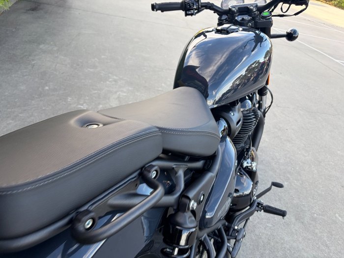 2026 Royal Enfield SHOTGUN 650