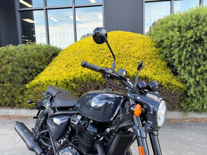 2026 Royal Enfield SHOTGUN 650