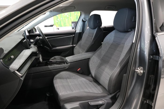 2026 SKODA Superb Select PHEV