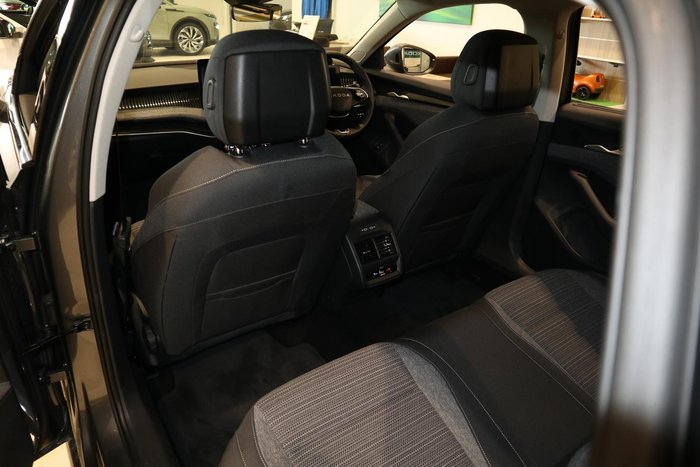 2026 SKODA Superb Select PHEV
