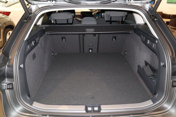 2026 SKODA Superb Select PHEV