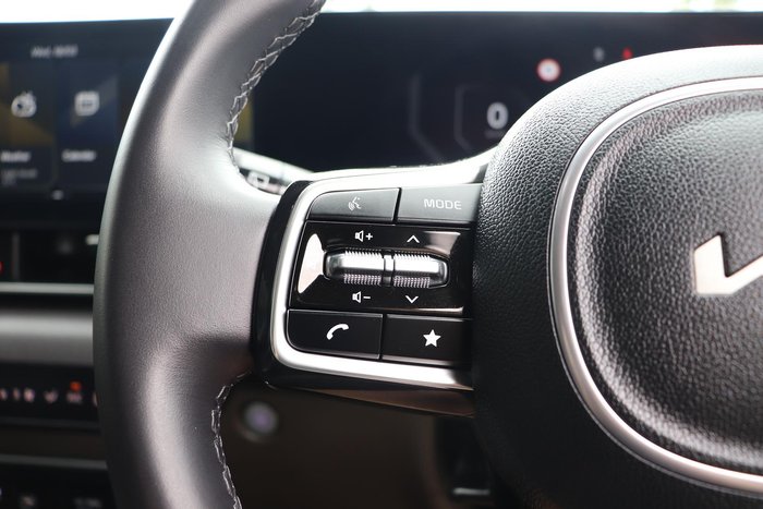 2024 Kia Carnival GT-Line Lite