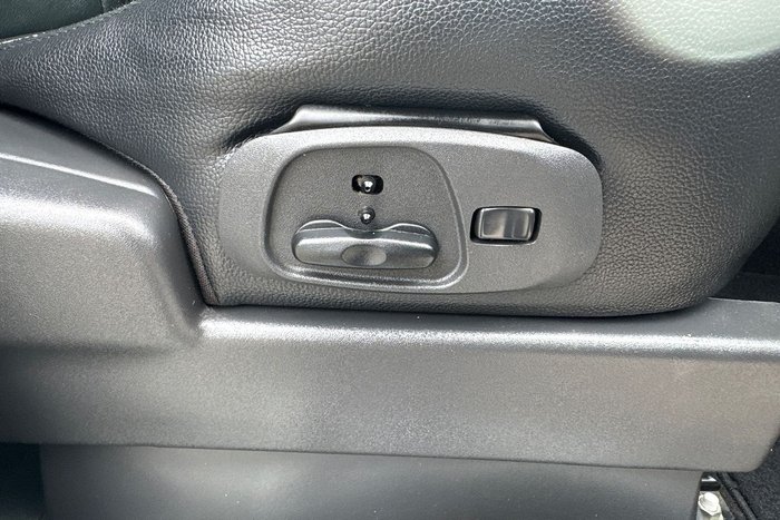 2014 Mitsubishi Pajero Exceed NW MY14 4X4 Dual Range White