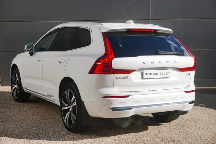 2024 Volvo XC60 Ultra B5 Bright