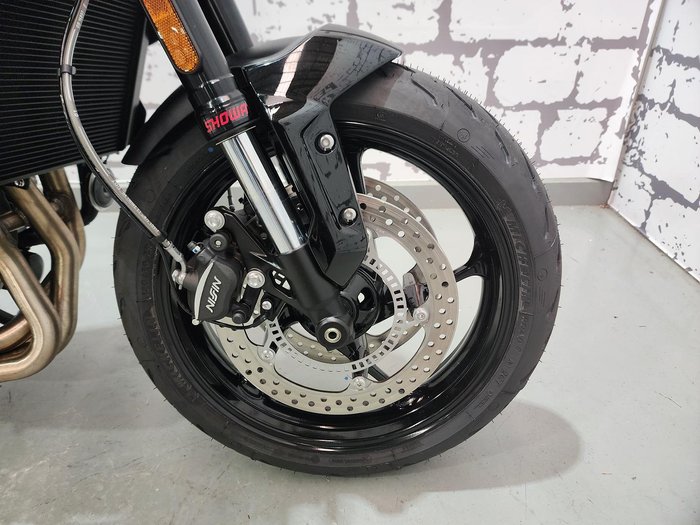 2026 Triumph Trident 660 Trident White