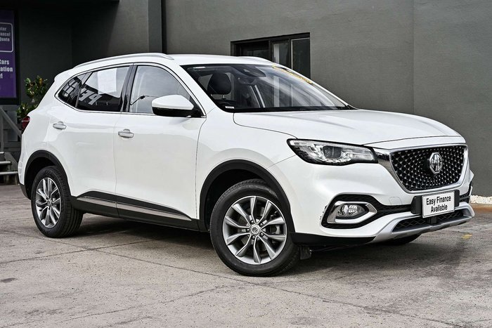 2022 MG HS