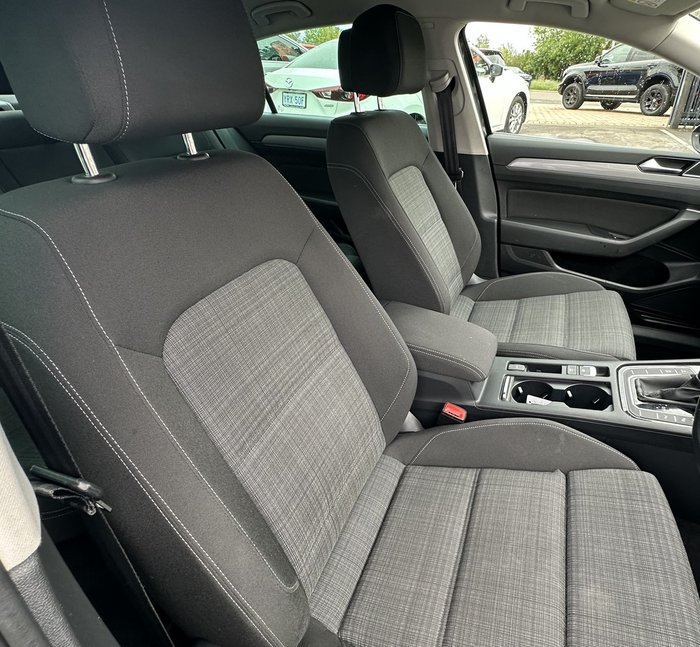 2022 Volkswagen Passat 140TSI Business