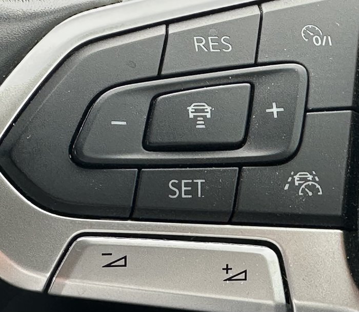 2022 Volkswagen Passat 140TSI Business