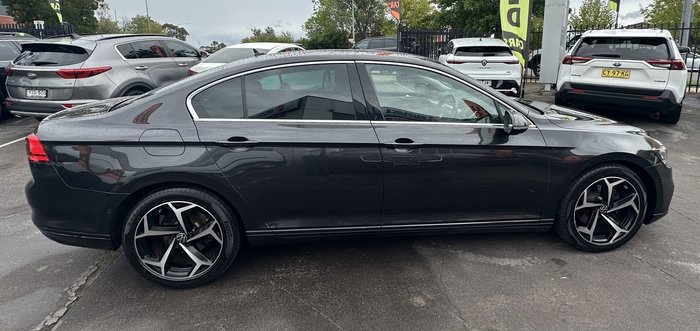 2022 Volkswagen Passat 140TSI Business