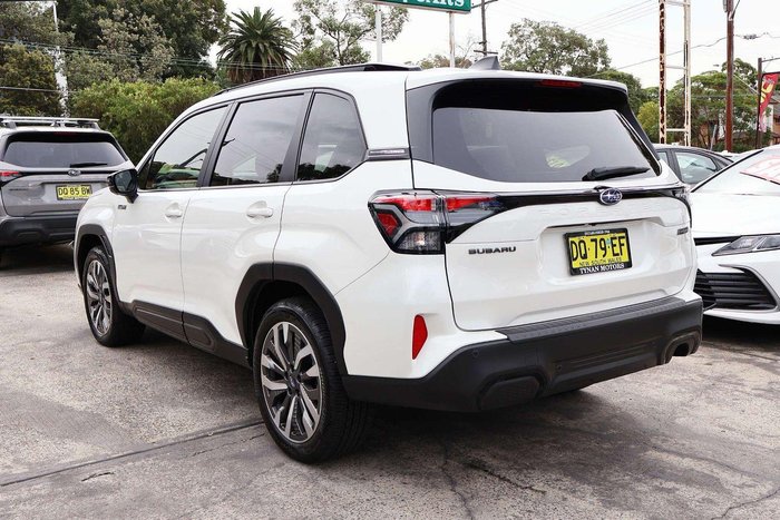 2025 Subaru Forester Hybrid Touring