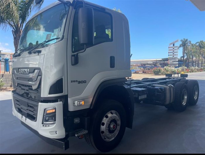 2025 Isuzu 2025 Isuzu Fvy 260-300 At R46