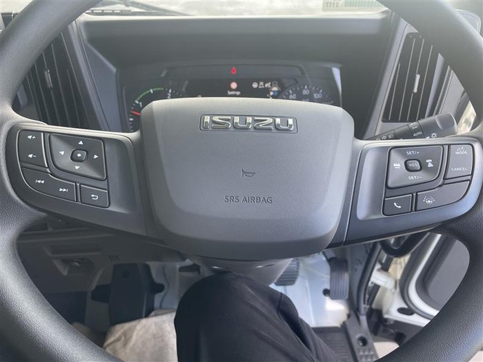 2025 Isuzu Fvz 260-300 At R46