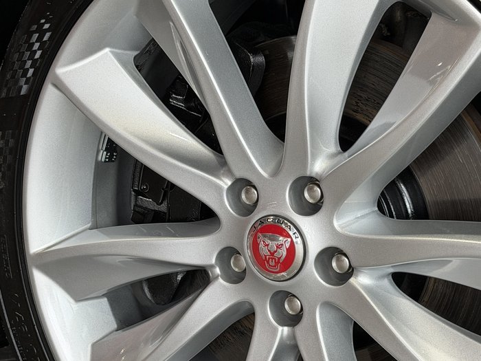 2015 Jaguar XF R-Sport