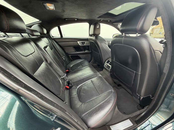 2015 Jaguar XF R-Sport