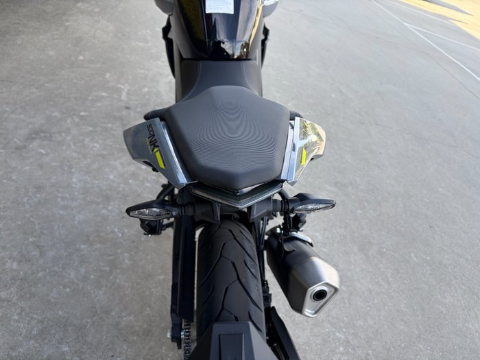 2025 CFMOTO 300 NK ABS NEBULA BLACK