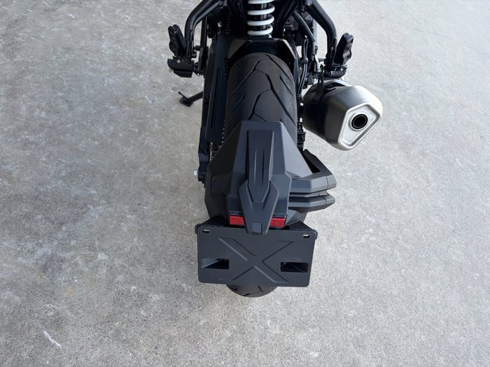 2025 CFMOTO 300 NK ABS NEBULA BLACK