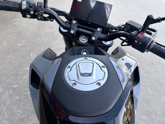 2025 CFMOTO 300 NK ABS NEBULA BLACK