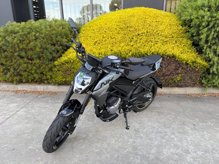 2025 CFMOTO 300 NK ABS NEBULA BLACK