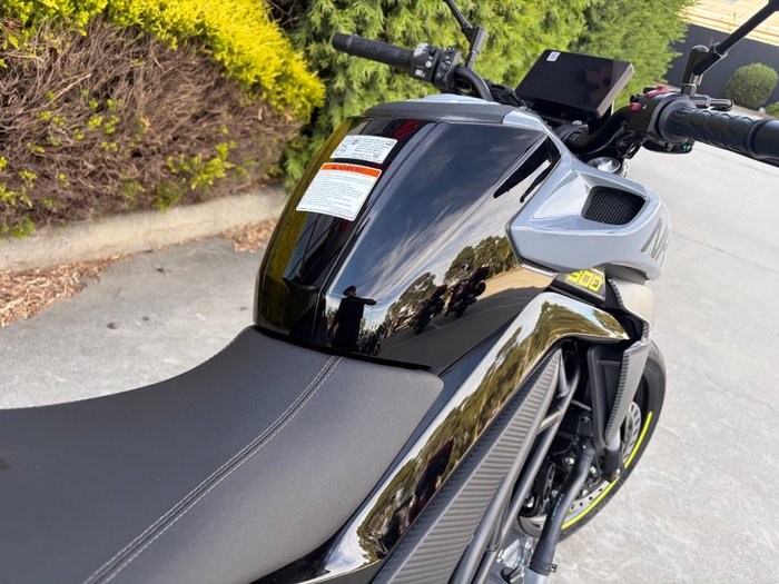 2025 CFMOTO 300 NK ABS NEBULA BLACK