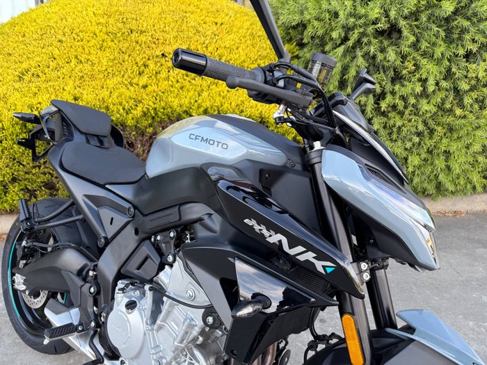 2025 CFMOTO 2025 CF Moto 650CC 675NK ABS Tundra Grey