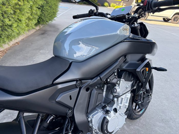 2025 CFMOTO 2025 CF Moto 650CC 675NK ABS Tundra Grey