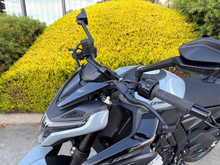 2025 CFMOTO 2025 CF Moto 650CC 675NK ABS Tundra Grey