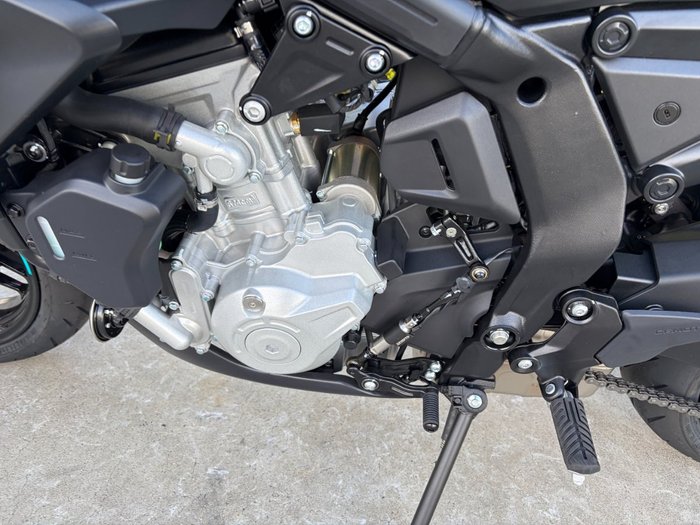 2025 CFMOTO 2025 CF Moto 650CC 675NK ABS Tundra Grey