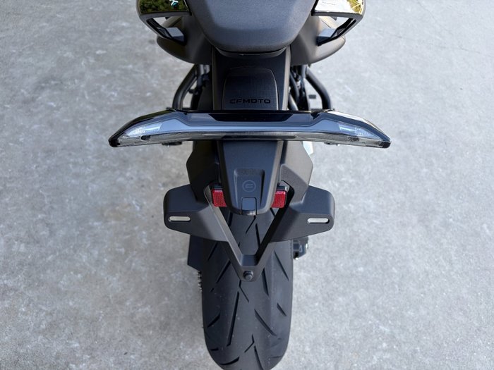 2025 CFMOTO 2025 CF Moto 650CC 675NK ABS Tundra Grey