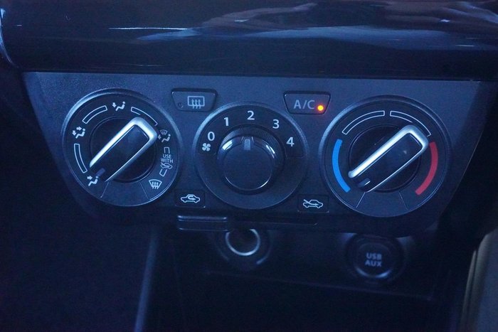 2017 Suzuki Swift GL Navigator