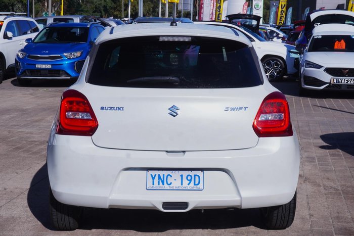 2017 Suzuki Swift GL Navigator