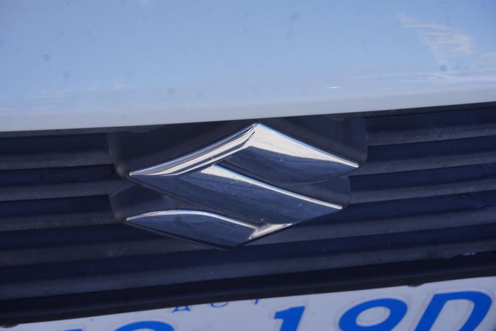 2017 Suzuki Swift GL Navigator