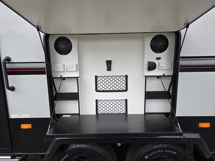 2025 Traveller Destination Track Dst20be Family Bunk