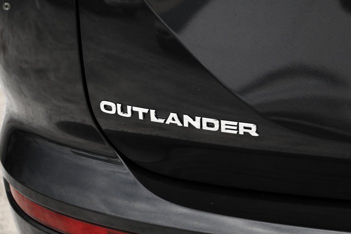 2025 Mitsubishi Outlander ES ZM MY25 Graphite Grey