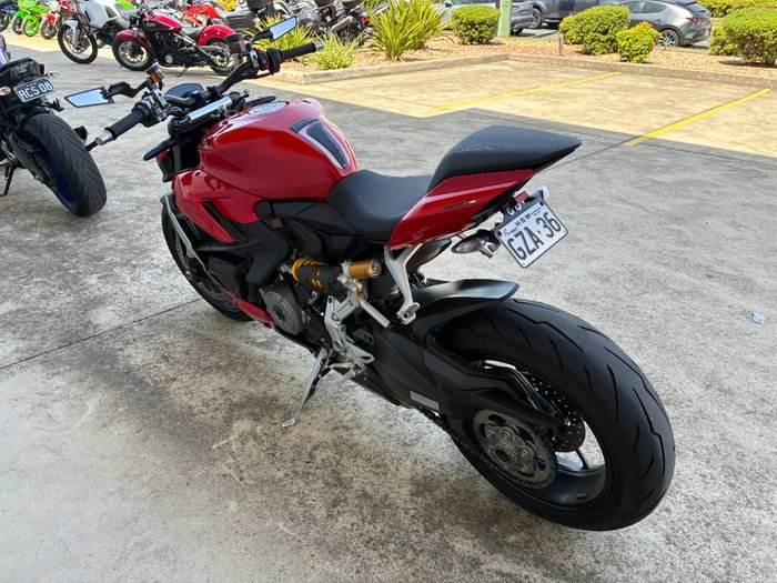 2023 DUCATI STREETFIGHTER V2 Red