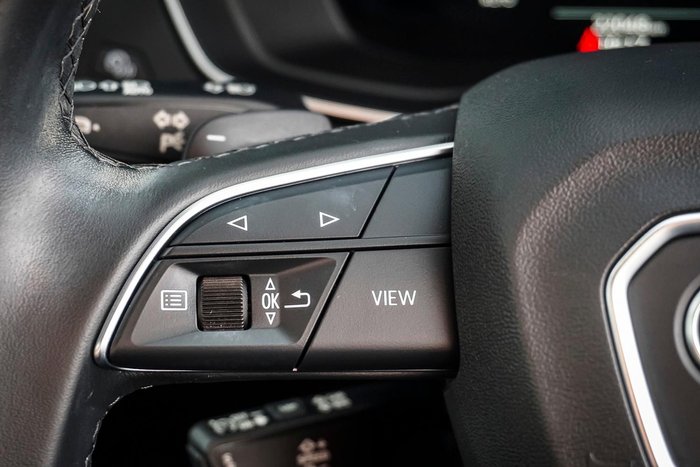 2022 Audi Q5 40 TDI S line