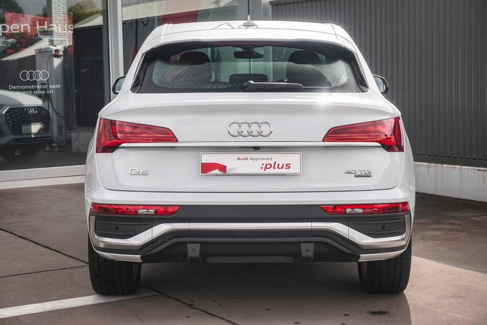 2022 Audi Q5 40 TDI S line