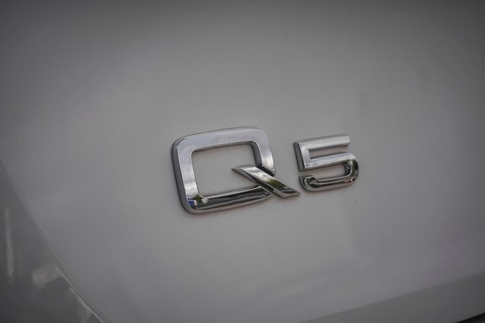 2022 Audi Q5 40 TDI S line