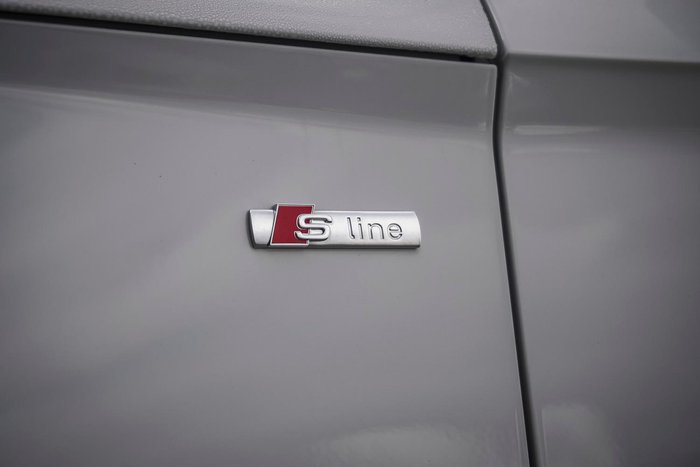 2022 Audi Q5 40 TDI S line